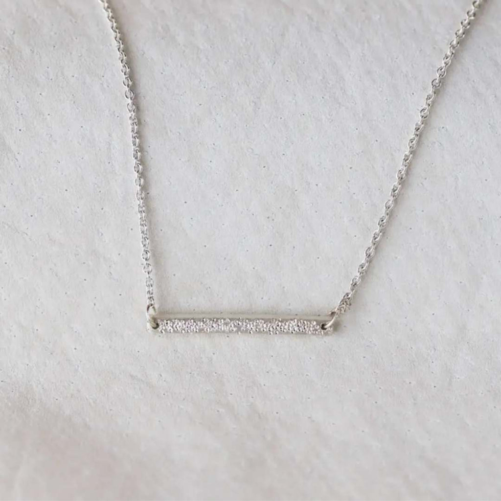 bar necklace