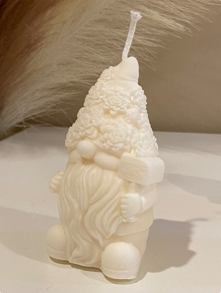 Gnome candle