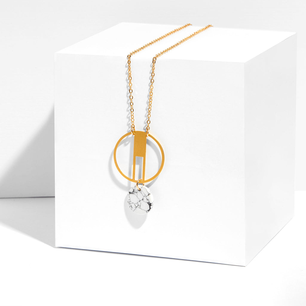 Juno - Round Necklace with White Howlite